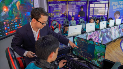 初高中毕业生择业良机 动漫游戏开发技术学习路径